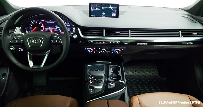 Audi Q7: Tech Dash | CarMax