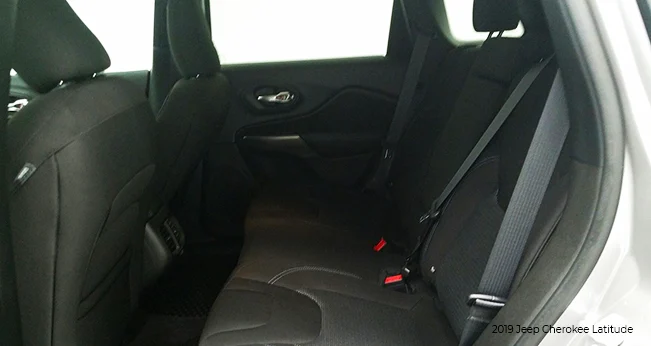 Jeep Cherokee: Backseats | CarMax
