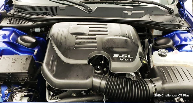 2020 Dodge Challenger: Engine | CarMax