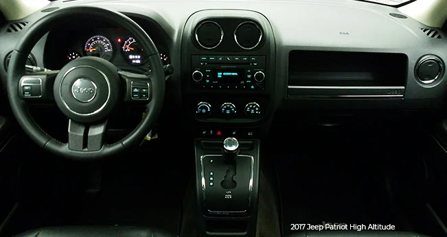 Jeep Patriot Review: Tech-Dash | CarMax