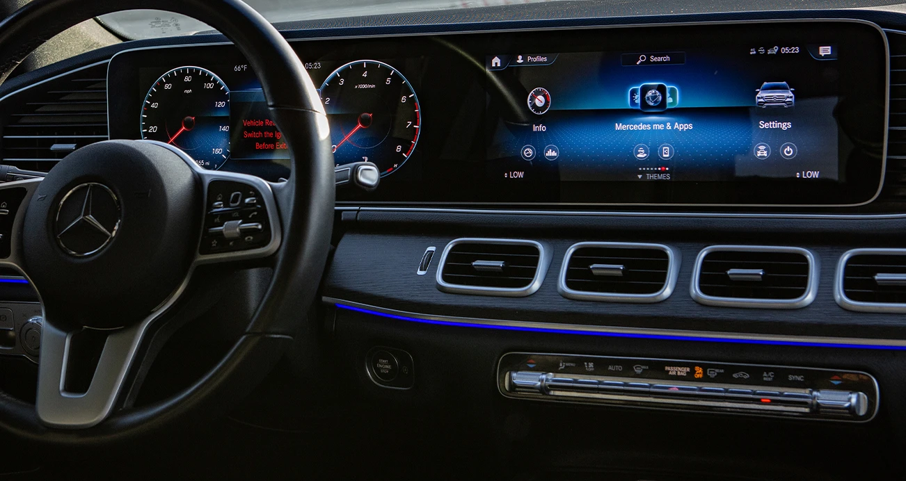 Mercedes-Benz GLE Touchscreen and steering wheel shown