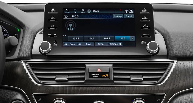 Nissan Altima vs. Honda Accord: Honda Accord Tech | CarMax