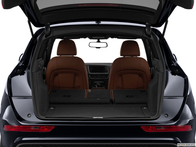 2012 audi q5 cargo area empty