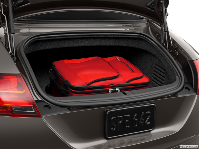 2012 audi tt cargo area with stuff