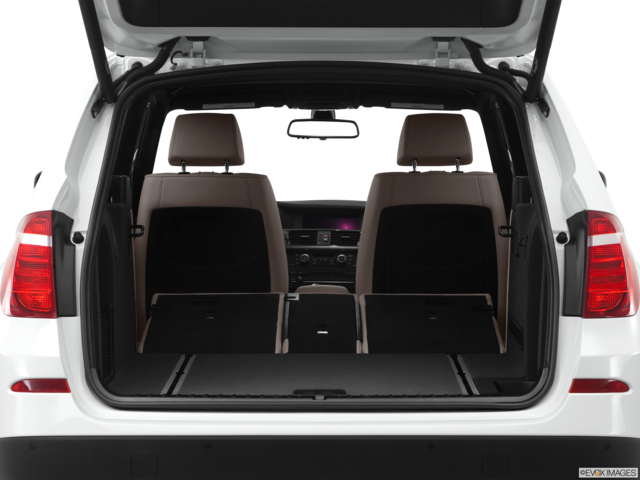 2012 bmw x3 cargo area empty