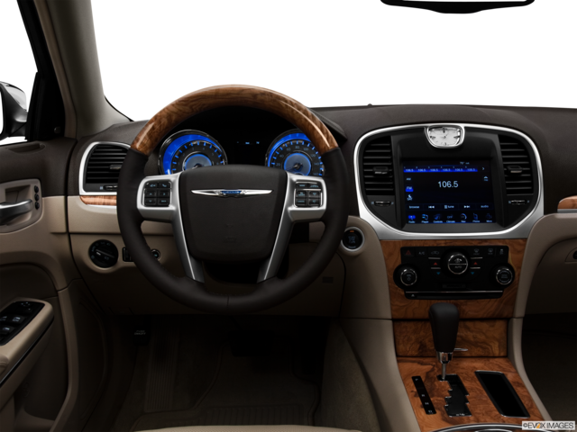 2012 chrysler 300 dashboard