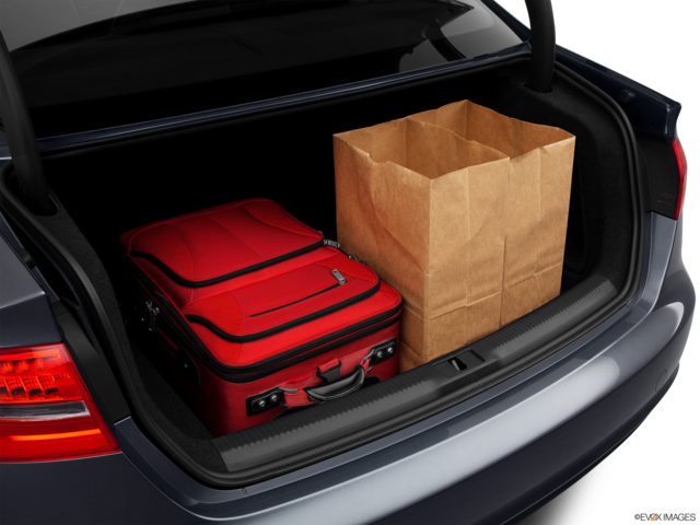 2013 audi a4 cargo area with stuff