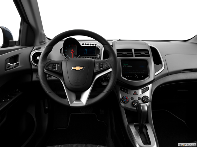 2013 chevrolet sonic dashboard
