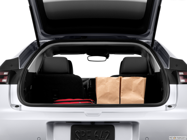 2013 chevrolet volt cargo area with stuff
