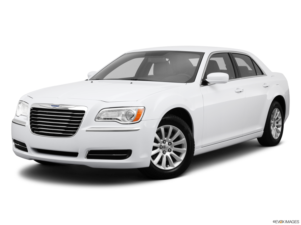 2013 chrysler 300 angled front