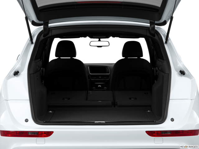 2014 audi sq5 cargo area empty