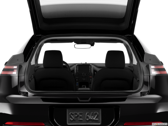 2014 chevrolet volt cargo area empty