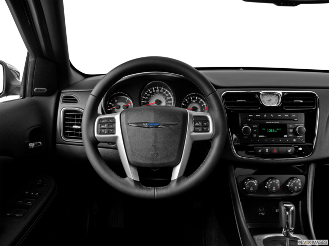 2014 chrysler 200 dashboard