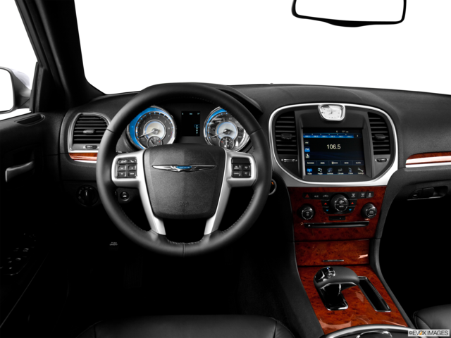 2014 chrysler 300 dashboard