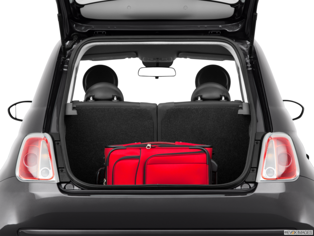 2014 fiat 500 cargo area with stuff