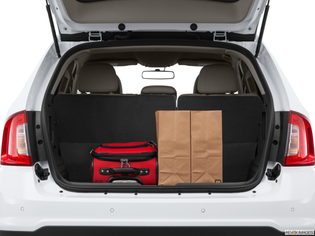 2014 ford edge cargo area with stuff