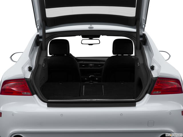 2015 audi a7 cargo area empty