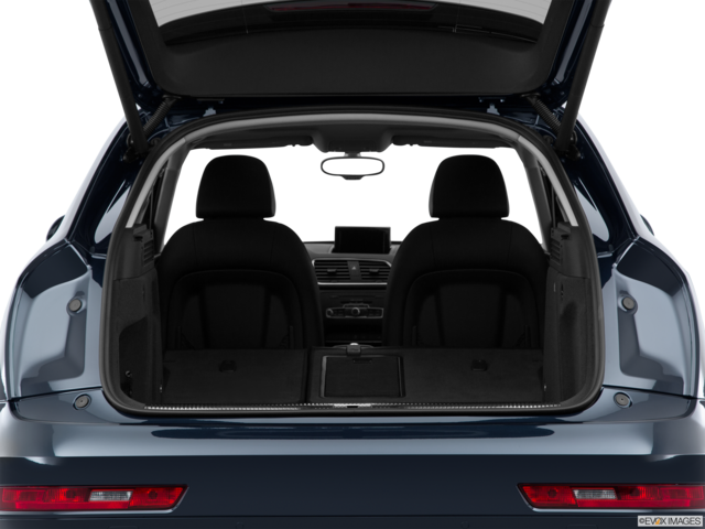 2015 audi q3 cargo area empty