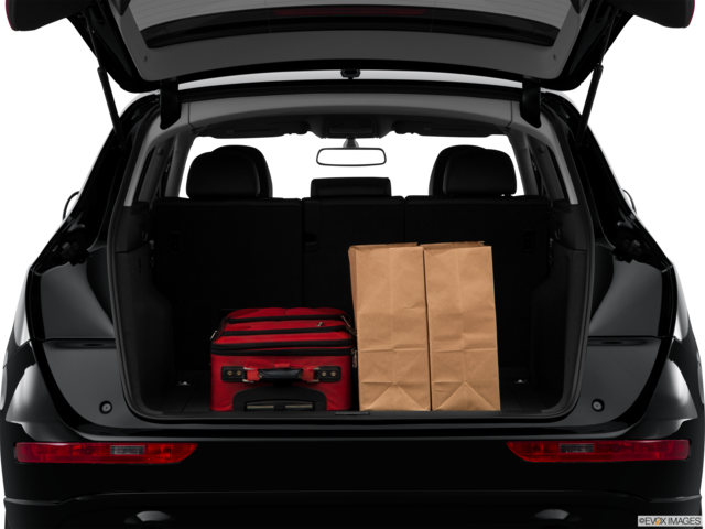 2015 audi q5 cargo area with stuff