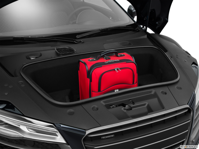 2015 audi r8 cargo area with stuff