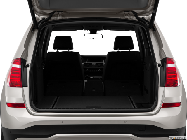 2015 bmw x3 cargo area empty