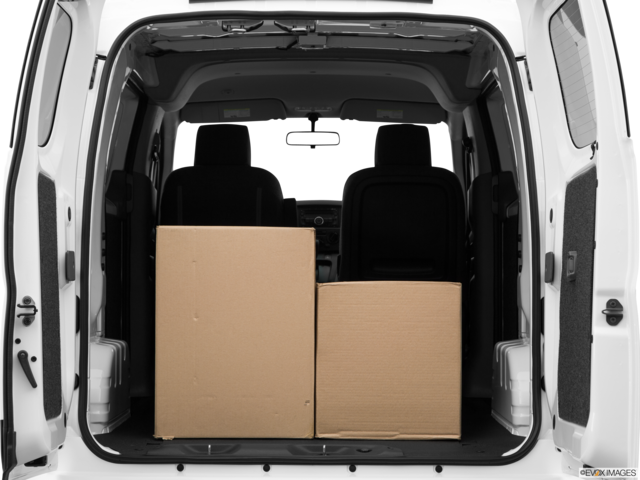 2015 chevrolet city-express cargo area with stuff