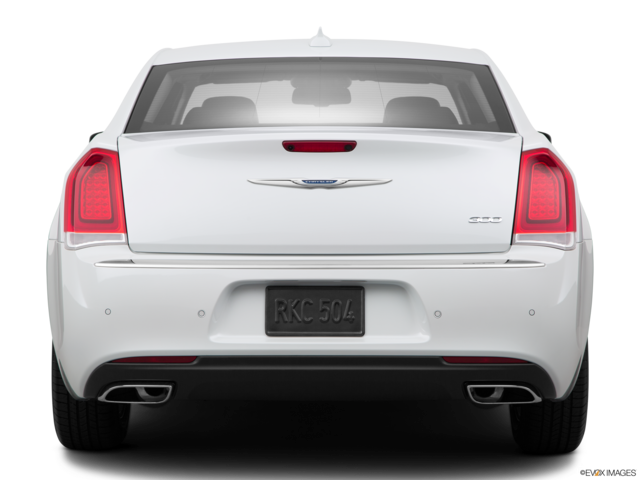 2015 chrysler 300 back