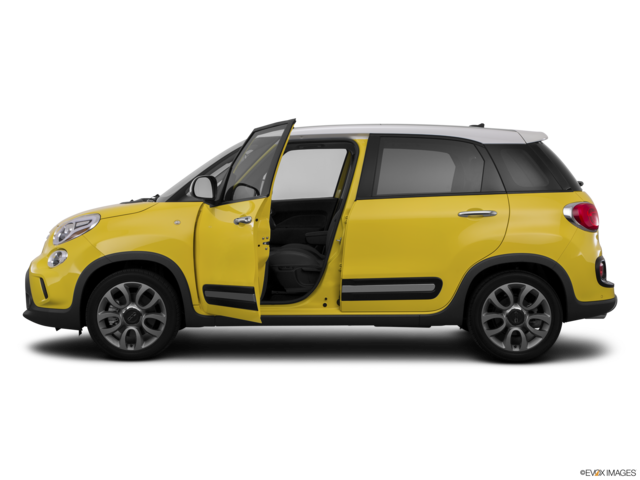 2015 fiat 500l side
