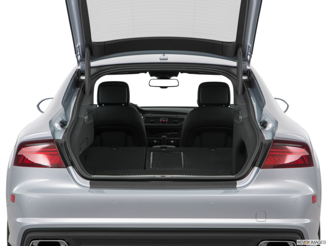 2017 audi a7 cargo area empty