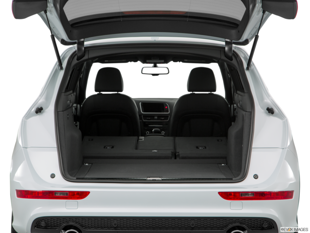 2017 audi q5 cargo area empty