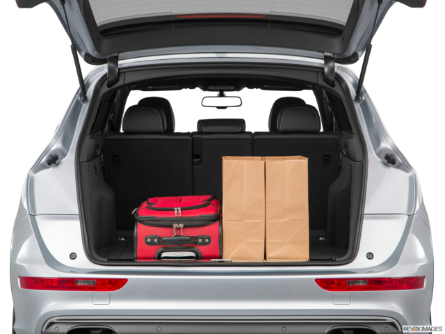 2017 audi sq5 cargo area with stuff