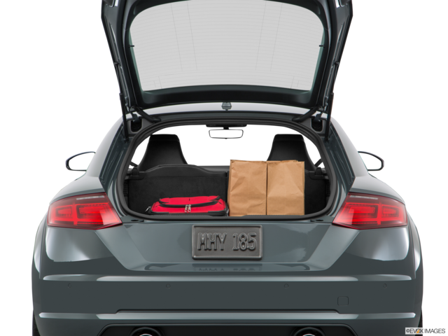2017 audi tt cargo area with stuff