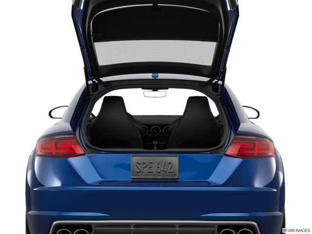 2017 audi tts cargo area empty