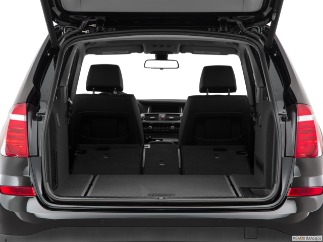 2017 bmw x3 cargo area empty