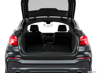 2017 bmw x4 cargo area empty