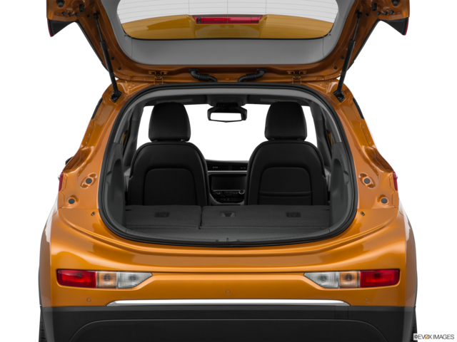 2017 chevrolet bolt-ev cargo area empty