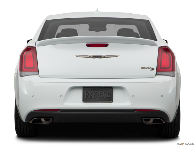 2017 chrysler 300 back