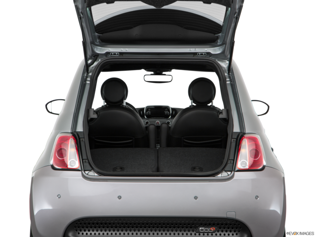2017 fiat 500e cargo area empty