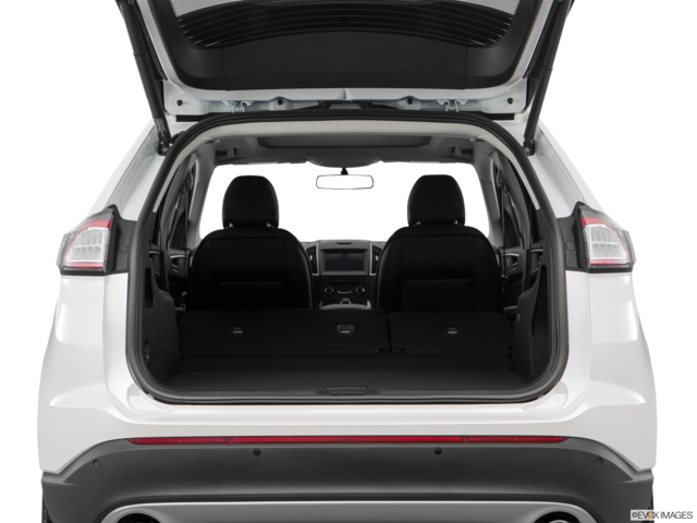 2017 ford edge cargo area empty