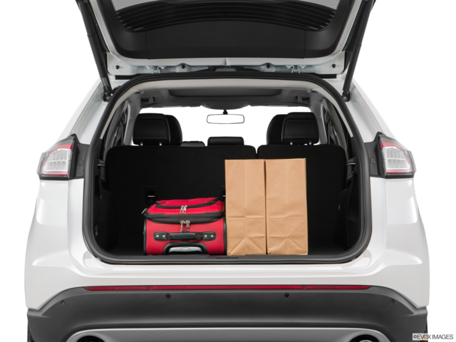 2017 ford edge cargo area with stuff