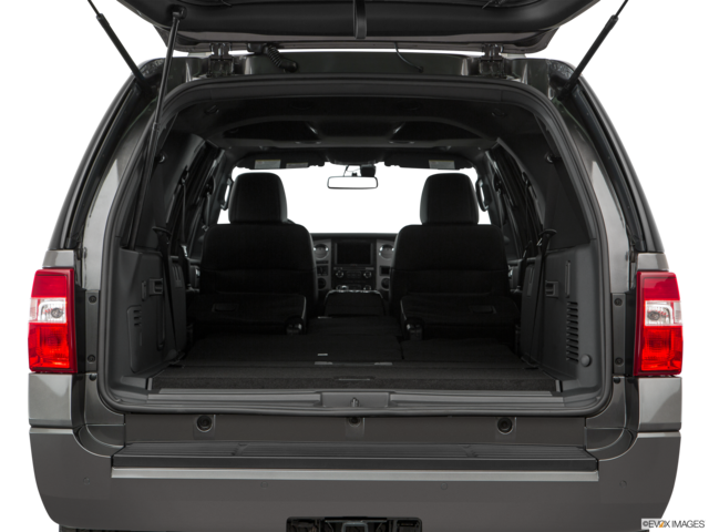 2017 ford expedition-el cargo area empty