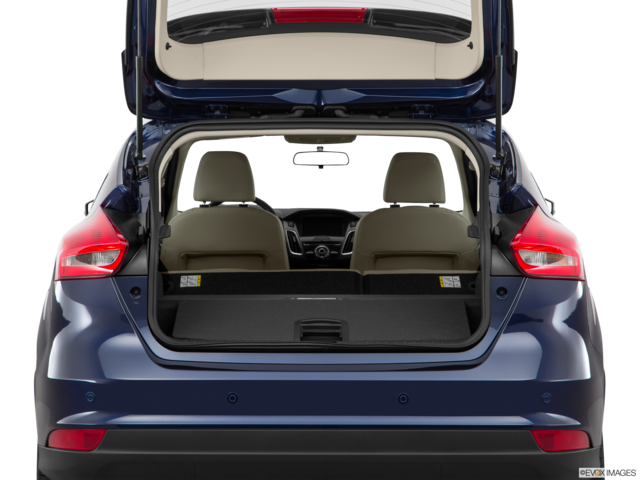 2017 ford focus-electric cargo area empty