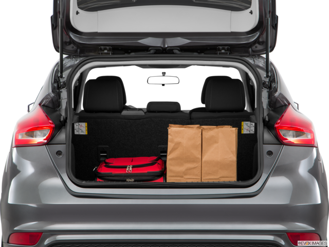 2017 ford focus cargo area with stuff