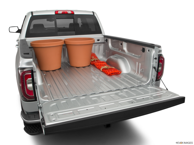 2017 gmc sierra-1500 cargo area with stuff