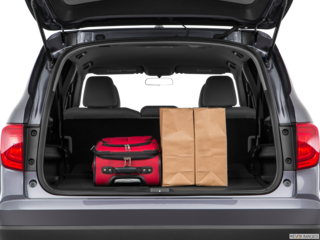 2017 honda pilot cargo area with stuff