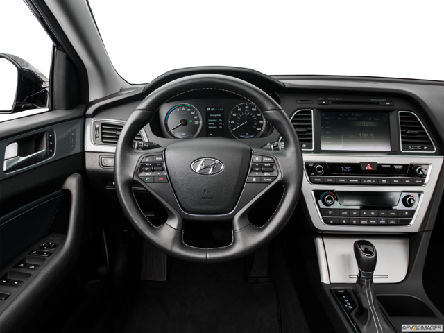 2017 hyundai sonata-hybrid dashboard