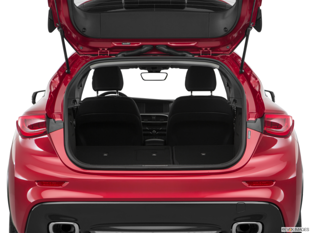 2017 infiniti qx30 cargo area empty