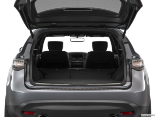 2017 infiniti qx70 cargo area empty