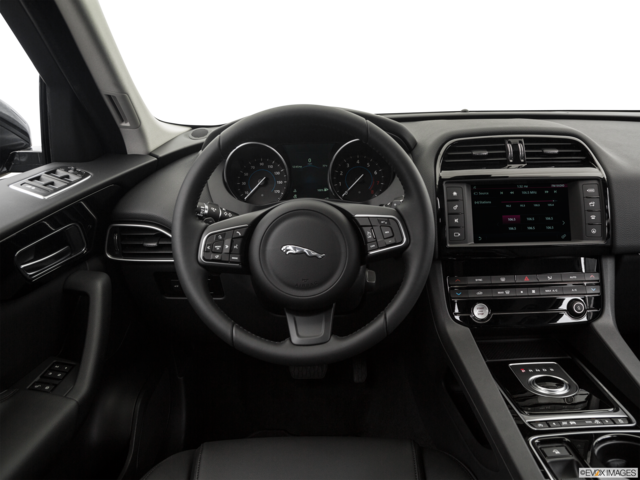 2017 jaguar f-pace dashboard
