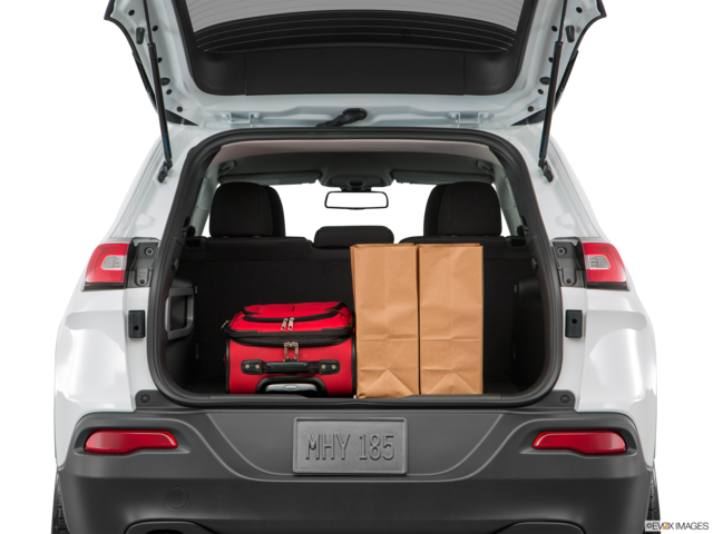 2017 jeep cherokee cargo area with stuff